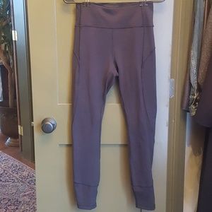 Lululemon In Movement 7/8 Legging | Black | EUC